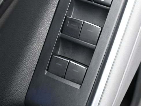 Used 2022 Toyota Highlander Limited image 14