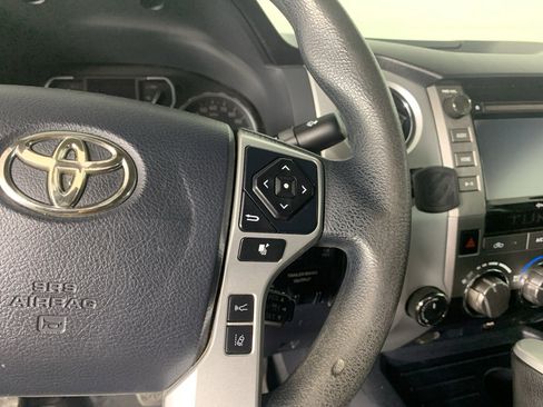 Used 2018 Toyota Tundra SR5 w/ SR5 Upgrade Package image 19