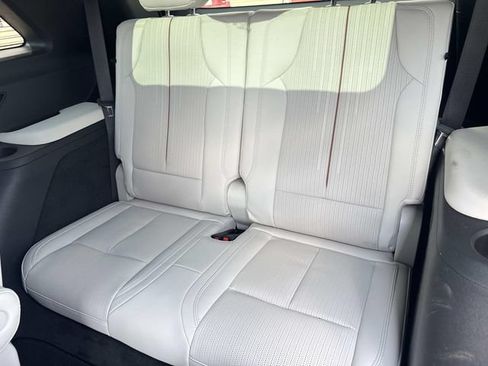 Used 2026 Cadillac Vistiq Sport w/ LPO, Floor Liner Package AWD/4WD image 16