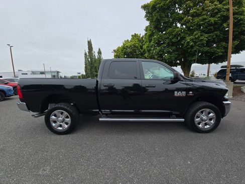 Used 2017 RAM 2500 Tradesman w/ Chrome Appearance Group image 3