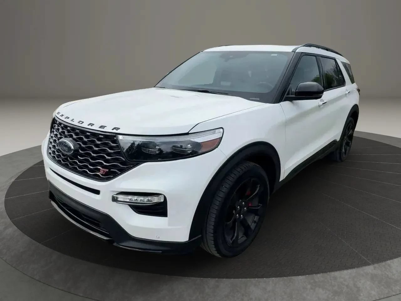 Used 2023 Ford Explorer ST w/ Equipment Group 401A AWD/4WD image 3