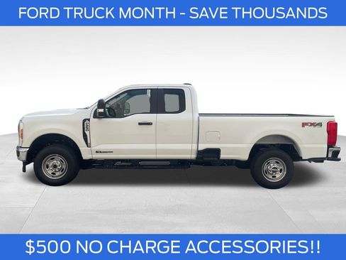 New 2025 Ford F250 XL w/ FX4 Off-Road Package image 2