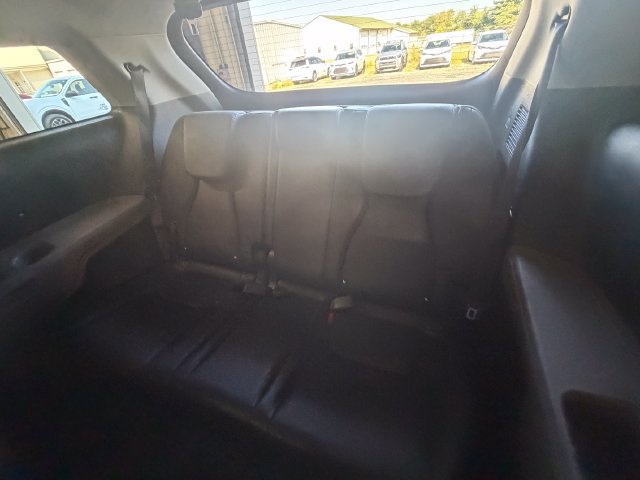 Used 2025 Kia Carnival FWD image 22