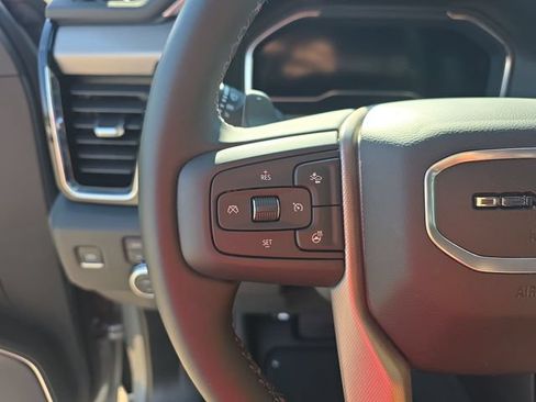Used 2024 GMC Sierra 1500 Denali w/ Denali Reserve Package AWD/4WD image 17
