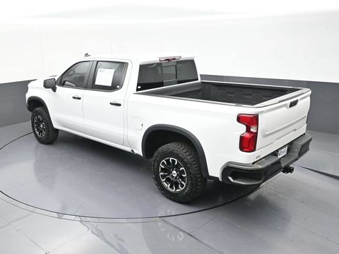 Used 2024 Chevrolet Silverado 1500 ZR2 w/ Technology Package AWD/4WD image 59