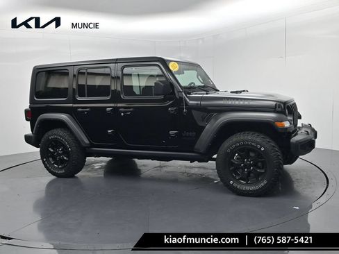 Used 2021 Jeep Wrangler Unlimited Sport AWD/4WD image 1