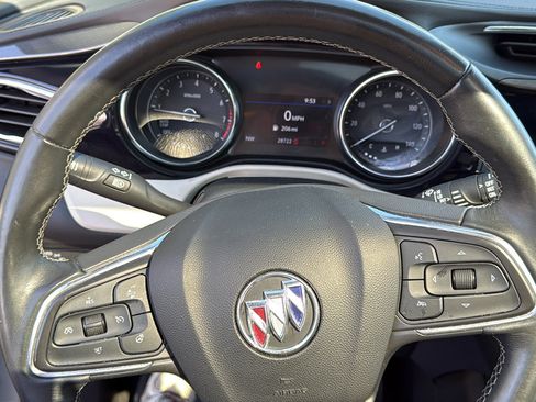 Used 2023 Buick Encore GX Essence w/ Experience Buick Package FWD image 9