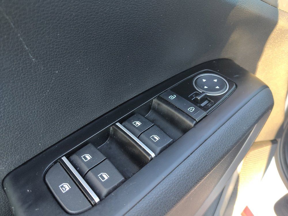 Used 2020 Kia Soul GT-Line w/ GT 2.0L Power Sunroof Package FWD image 27