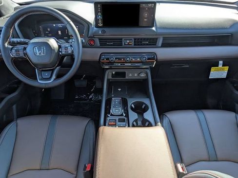 New 2026 Honda Pilot TrailSport image 19