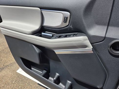 New 2026 Ford Expedition Active RWD image 13