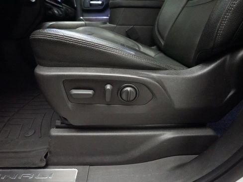 Used 2022 GMC Sierra 1500 Denali w/ Denali Premium Package AWD/4WD image 28