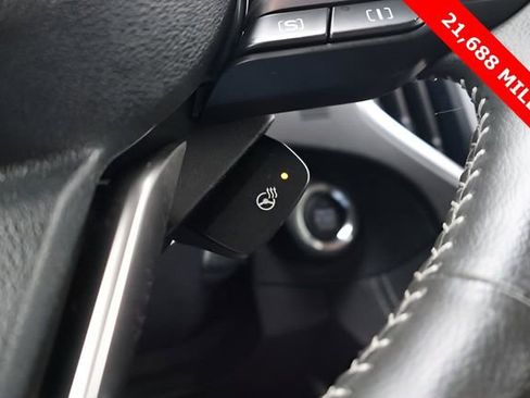 Used 2023 Subaru Forester Touring image 34