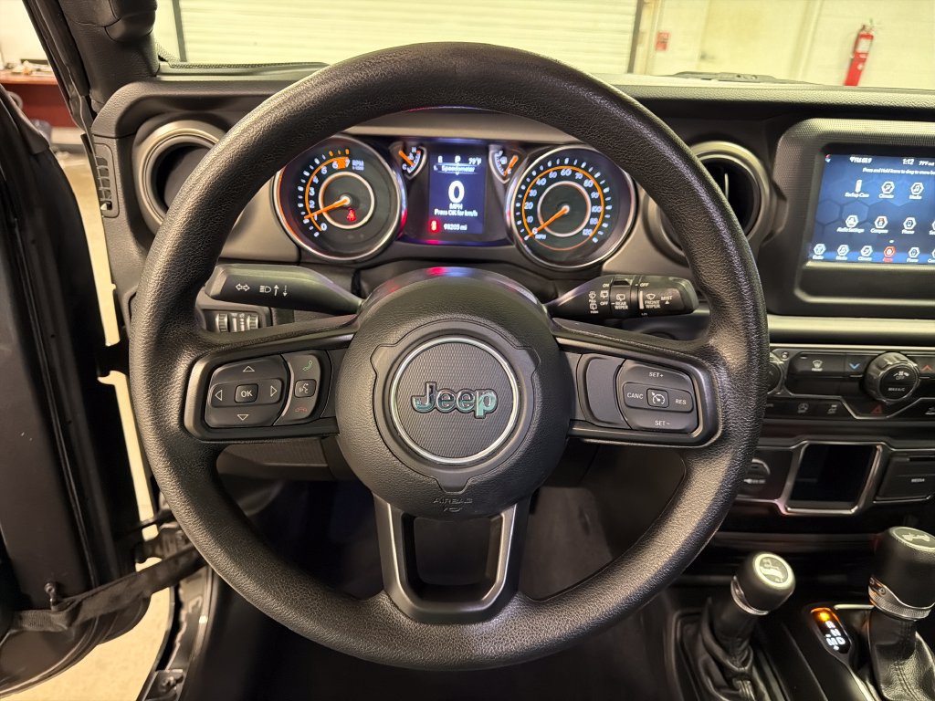 Used 2022 Jeep Wrangler Unlimited Sport AWD/4WD image 32