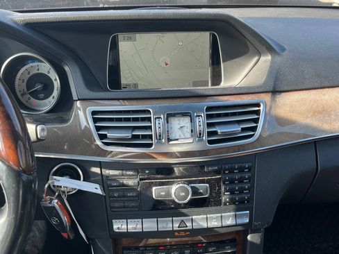 Used 2014 Mercedes-Benz E 350 4MATIC Wagon image 16