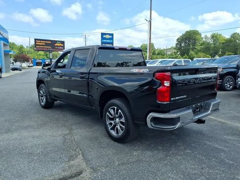 Used 2024 Chevrolet Silverado 1500 LT AWD/4WD image 5