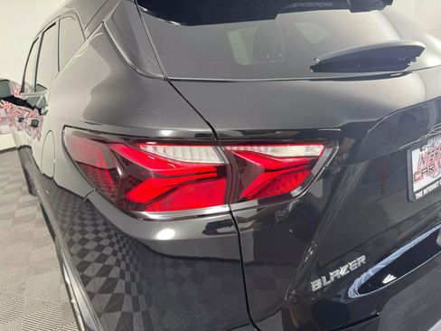Used 2020 Chevrolet Blazer LT FWD image 27
