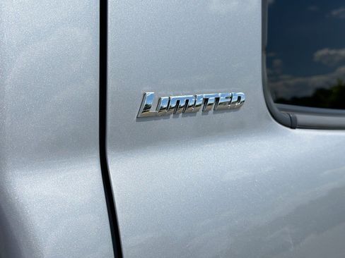 Used 2018 Toyota Tundra Limited AWD/4WD image 33