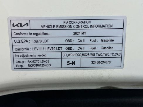 Used 2024 Kia Seltos SX image 23