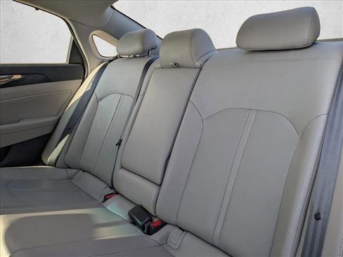 Used 2015 Hyundai Sonata Limited image 18