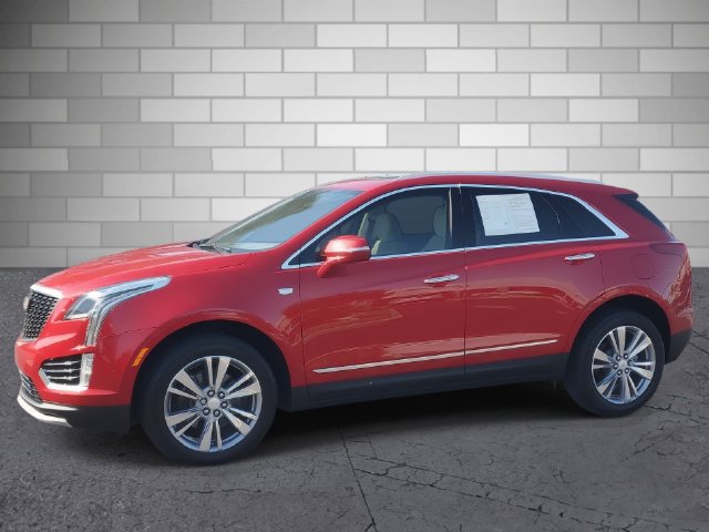Used 2024 Cadillac XT5 Premium Luxury FWD image 2