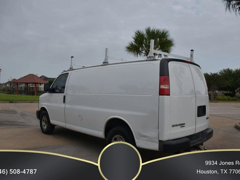 Used 2016 GMC Savana 2500 RWD image 3