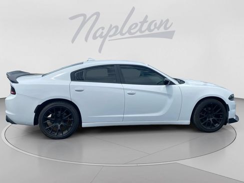 Used 2023 Dodge Charger SXT RWD image 7