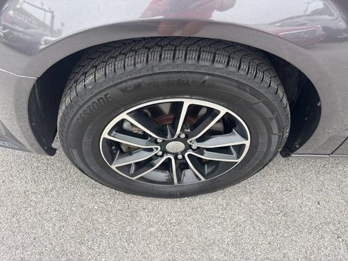 Used 2017 Dodge Grand Caravan GT w/ Safety Sphere Group FWD image 10