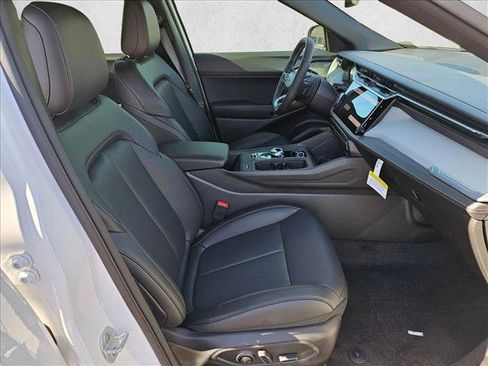 New 2026 Jeep Cherokee Limited AWD/4WD image 17