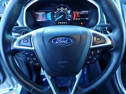 Used 2016 Ford Edge SEL w/ Equipment Group 201A image 12