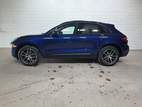 Certified 2026 Porsche Macan AWD/4WD image 2
