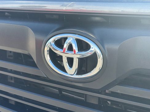 Used 2025 Toyota Tundra SR5 image 33