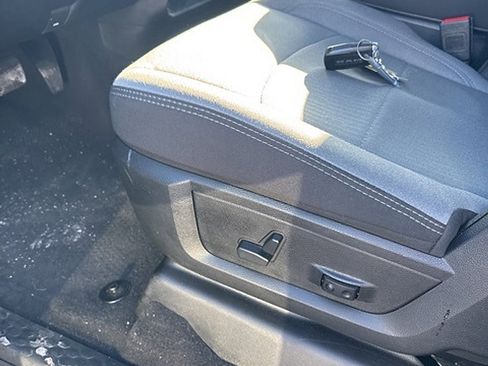 Used 2024 RAM 2500 Big Horn w/ Bed Utility Group image 10