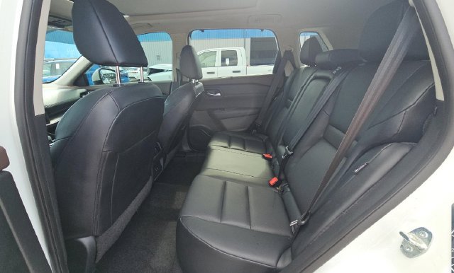 Used 2023 Nissan Rogue SV w/ SV Premium B Package FWD image 3