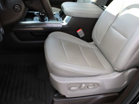 Used 2024 Chevrolet Silverado 1500 LTZ image 22