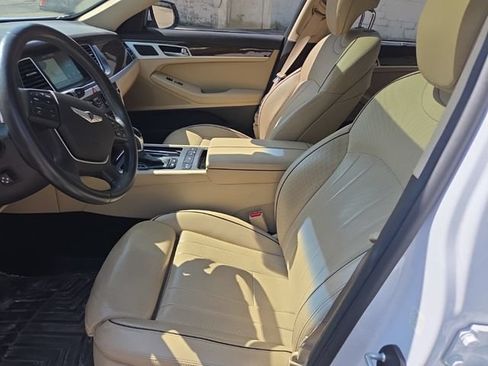 Used 2015 Hyundai Genesis 3.8 w/ Option Group 03 AWD/4WD image 21