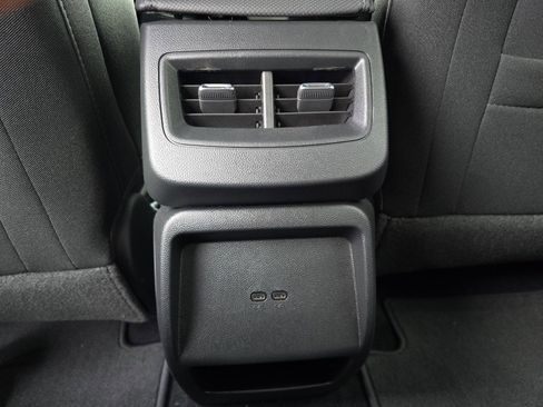 New 2026 Chevrolet Equinox EV LT image 19