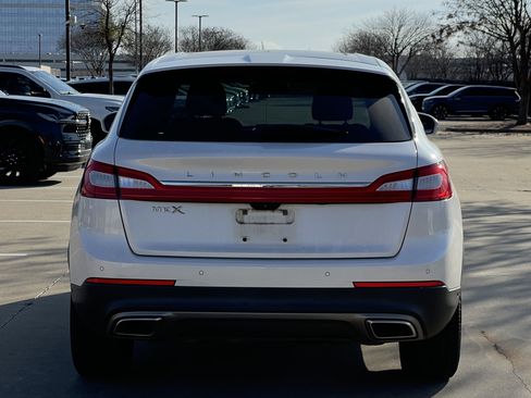 Used 2018 Lincoln MKX Reserve image 22