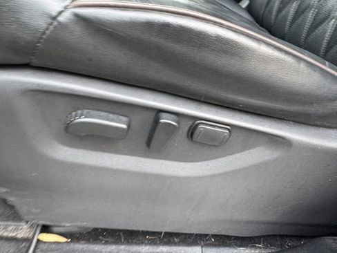 Used 2022 Nissan Armada Platinum w/ Captain's Chairs Package image 13