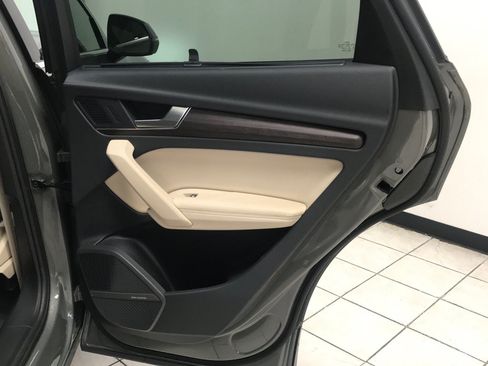 Used 2023 Audi Q5 2.0T Premium Plus w/ Premium Plus Package AWD/4WD image 14