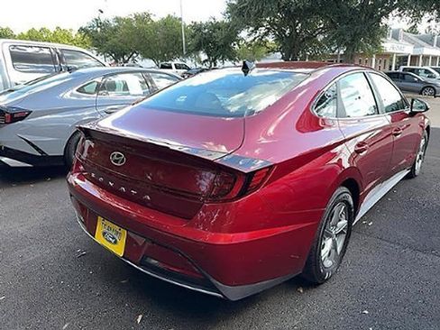 Used 2023 Hyundai Sonata SE FWD image 6