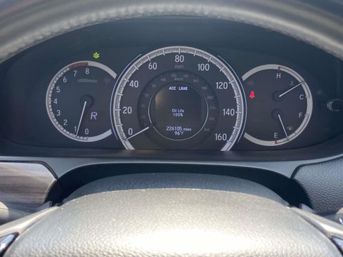 Used 2016 Honda Accord Touring image 23