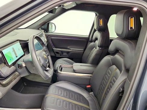 Used 2023 Rivian R1T Adventure AWD/4WD image 21