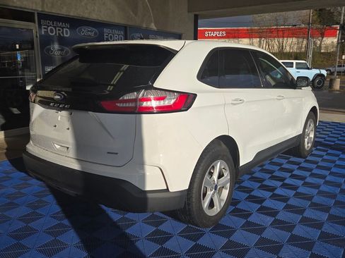 Used 2022 Ford Edge SE image 6