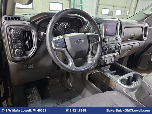 Used 2022 Chevrolet Silverado 1500 LT Trail Boss w/ Bed Protection Package image 15