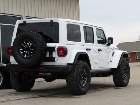 New 2026 Jeep Wrangler Unlimited Rubicon image 3