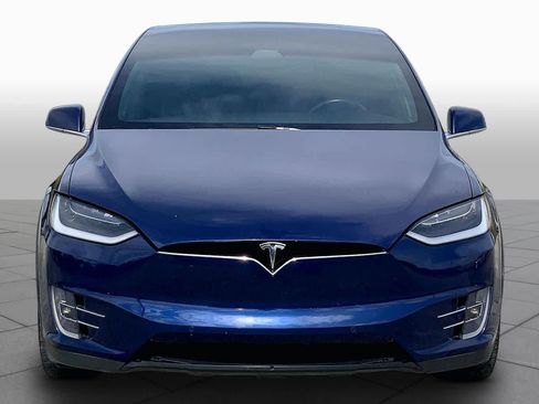 Used 2018 Tesla Model X 75D AWD/4WD image 3