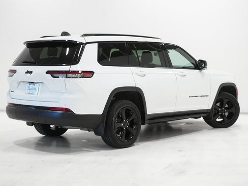 Certified 2024 Jeep Grand Cherokee L Altitude image 7