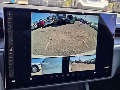 Used 2023 Tesla Model S AWD/4WD image 17