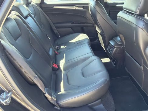 Used 2016 Ford Fusion Titanium image 14