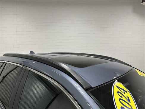 Used 2024 Toyota Corolla Cross XSE image 26